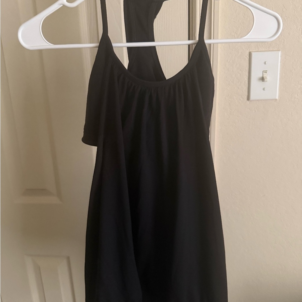 Lululemon 2 in 1 tank with sports bra size 4